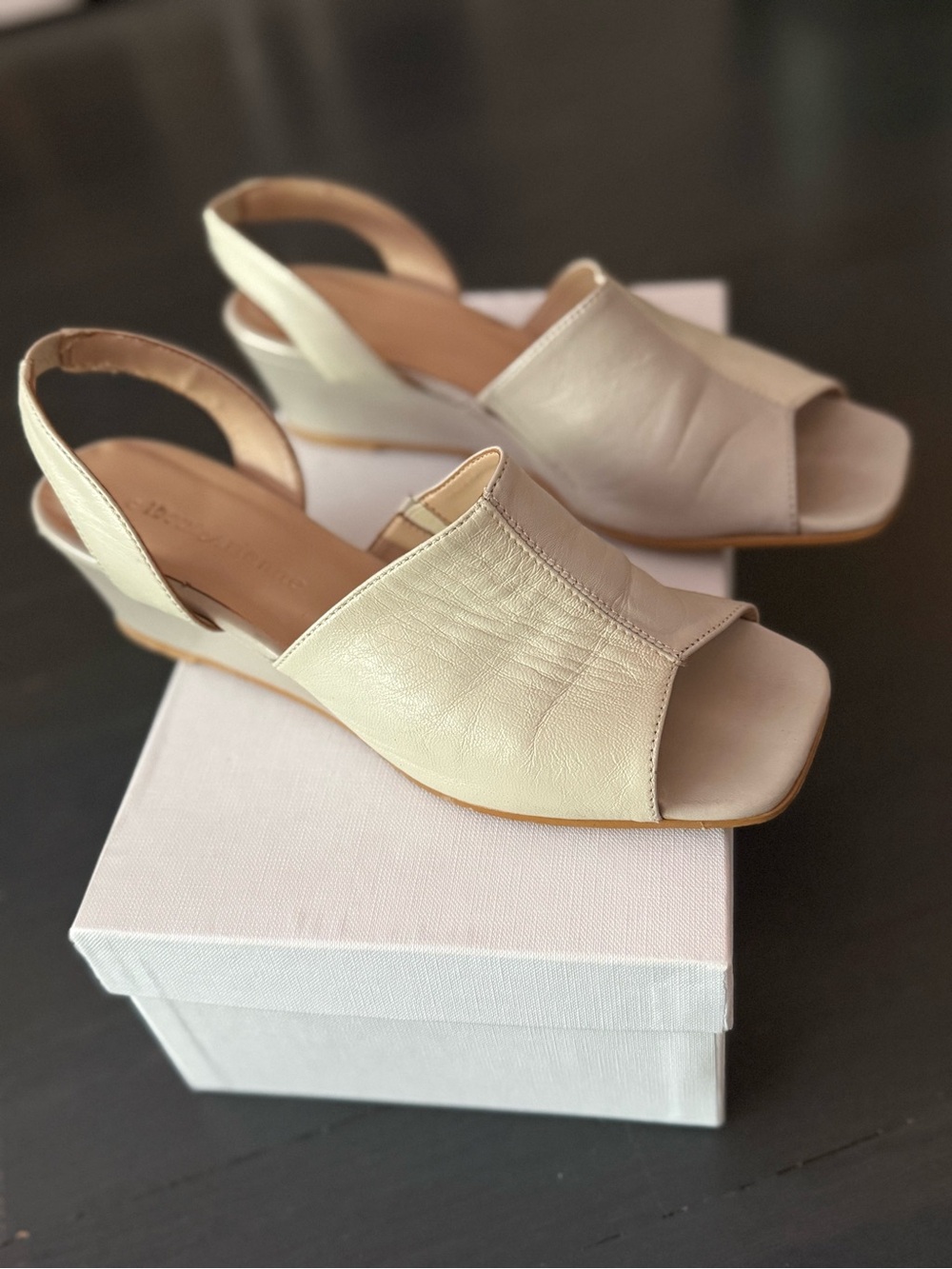 Leather Open-Toe Slingback Mules in Beige - Picture 3 of 6